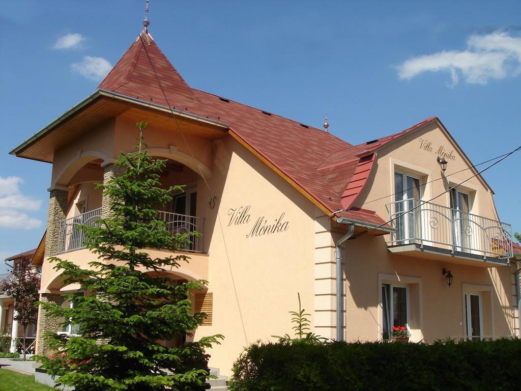 Villa Monika 凯斯特海伊 外观 照片